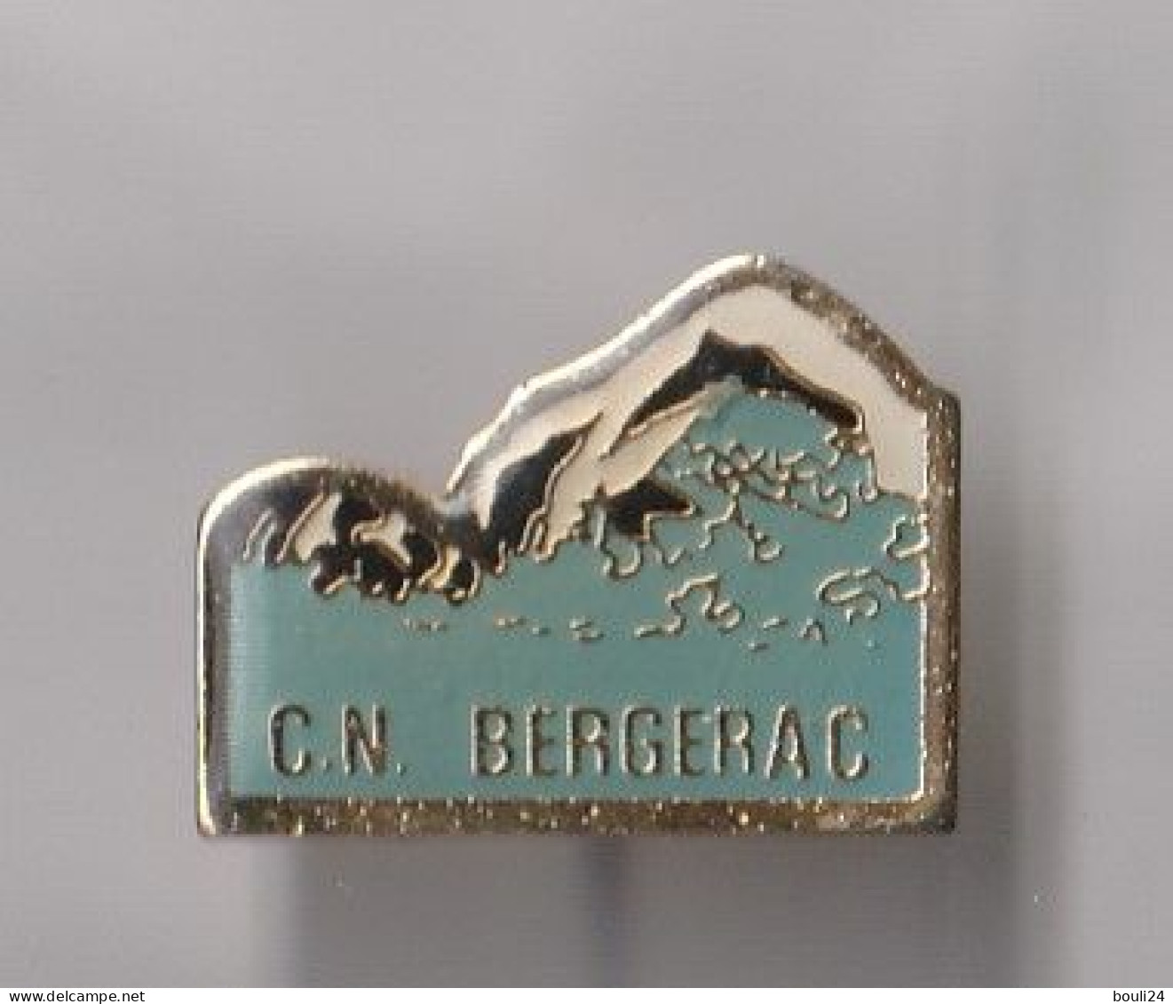 PIN'S THEME SPORT NATATION CLUB DE BERGERAC  EN DORDOGNE - Schwimmen