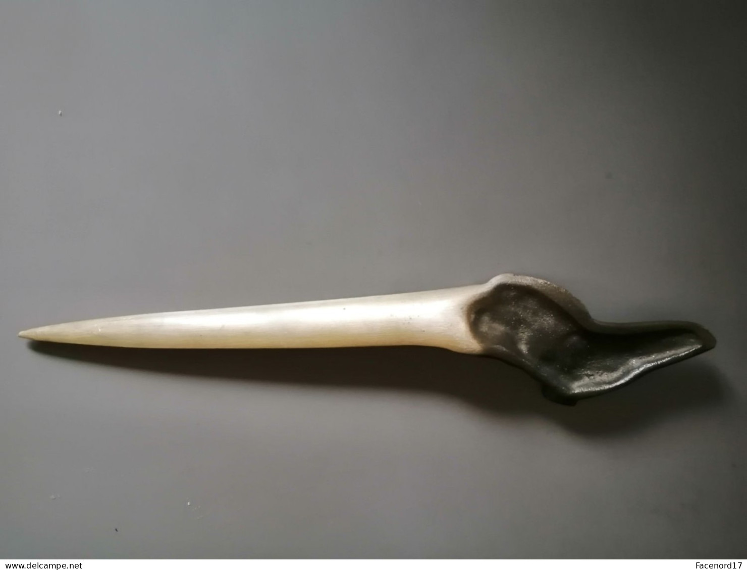 Coupe Papier En Bronze Représentant Une Tête De Chien ( Colley? ) 28.5 Cm Non Signé - Apri Lettere