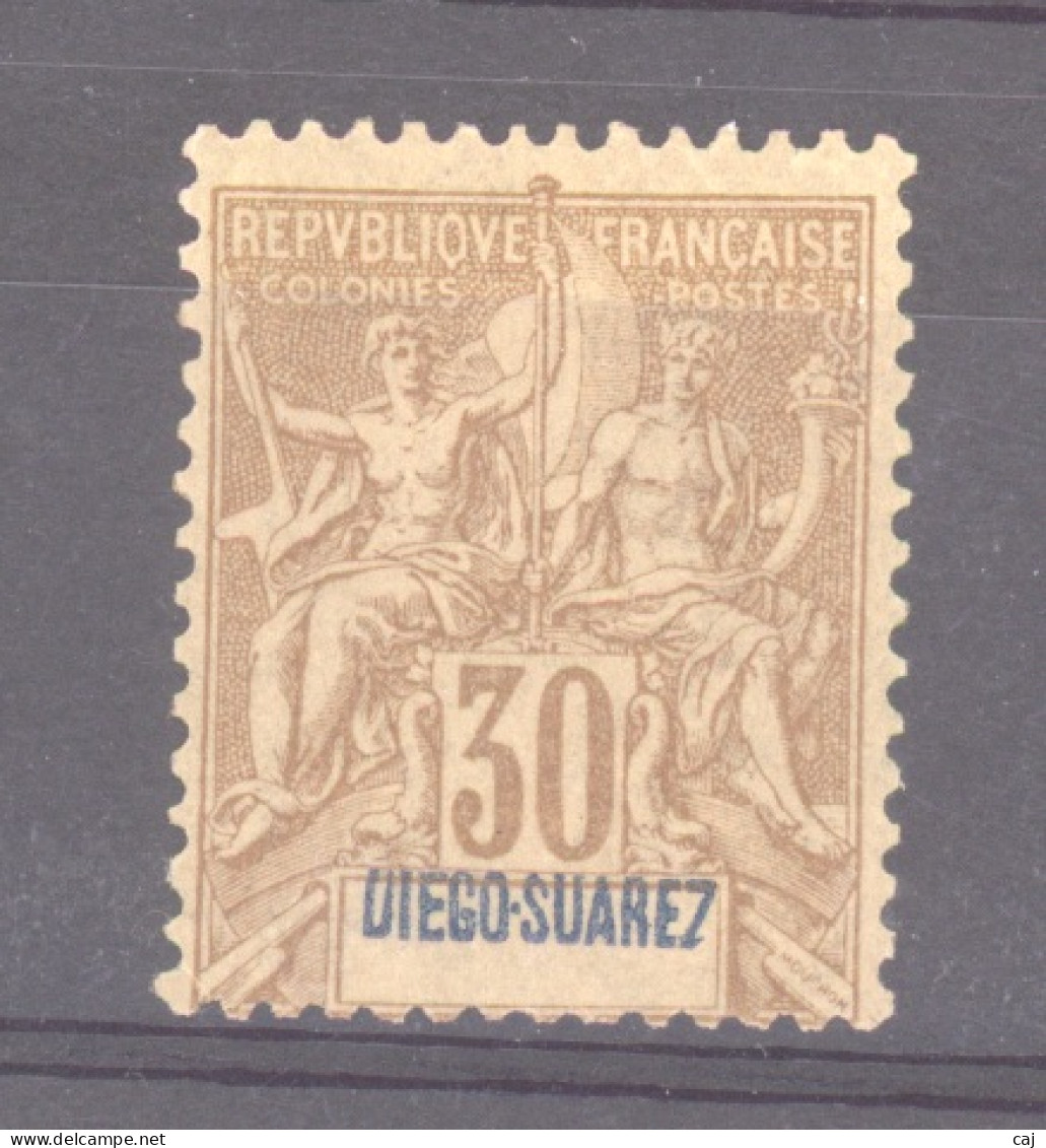 Diégo Suarez :  Yv   46  *  GNO ,  Variété:  Contenu Cartouche Sort Du Cadre - Neufs