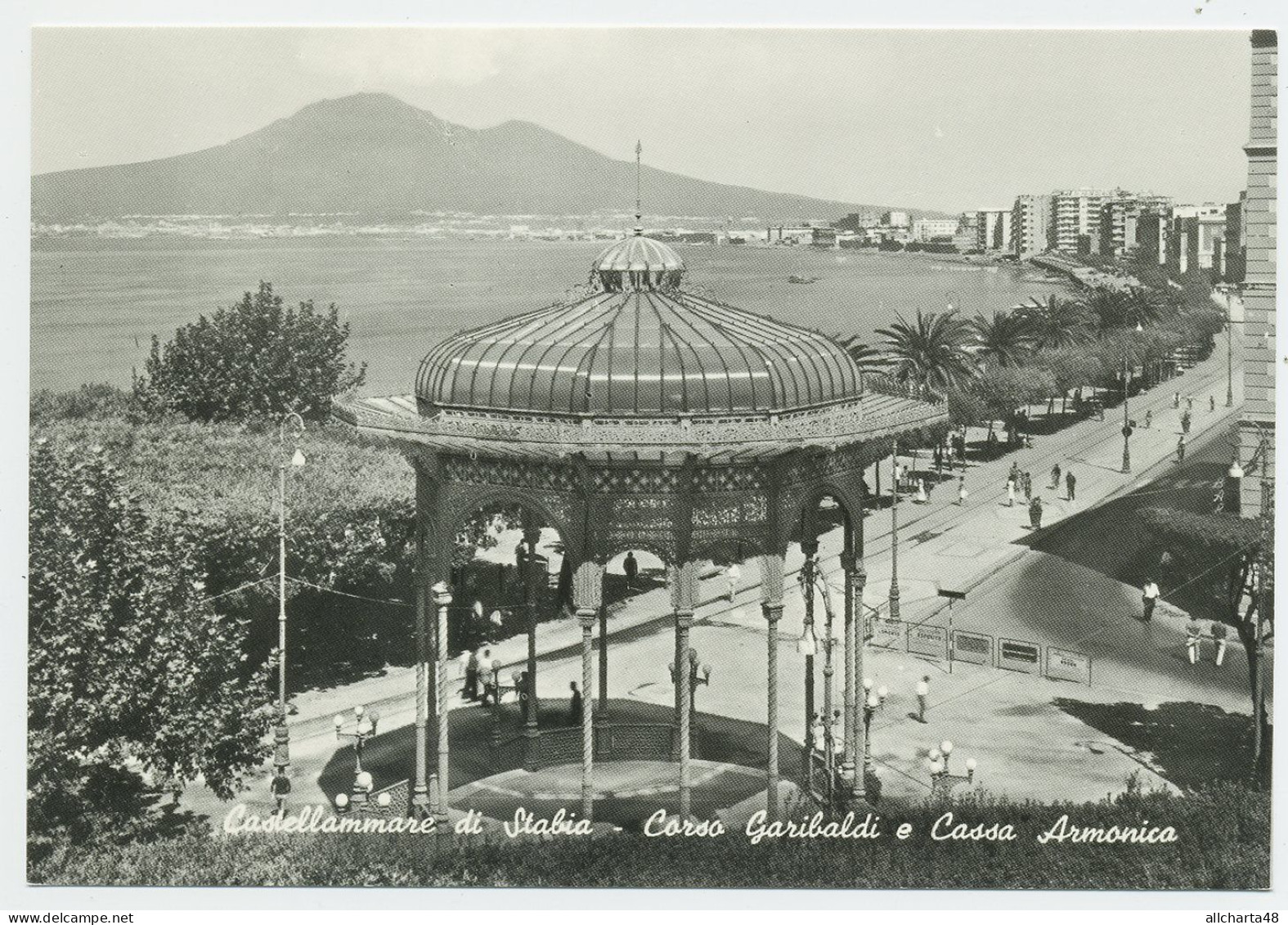 D7128] CASTELLAMMARE DI STABIA Napoli CORSO GARIBALDI E CASSA ARMONICA Cartolina Non Viaggiata - Castellammare Di Stabia