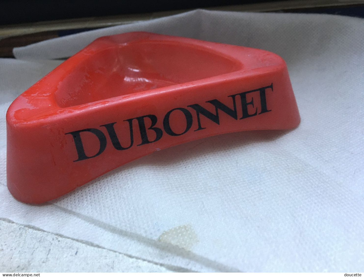 Cendrier  DUBONNET (bistrot ) - Ashtrays