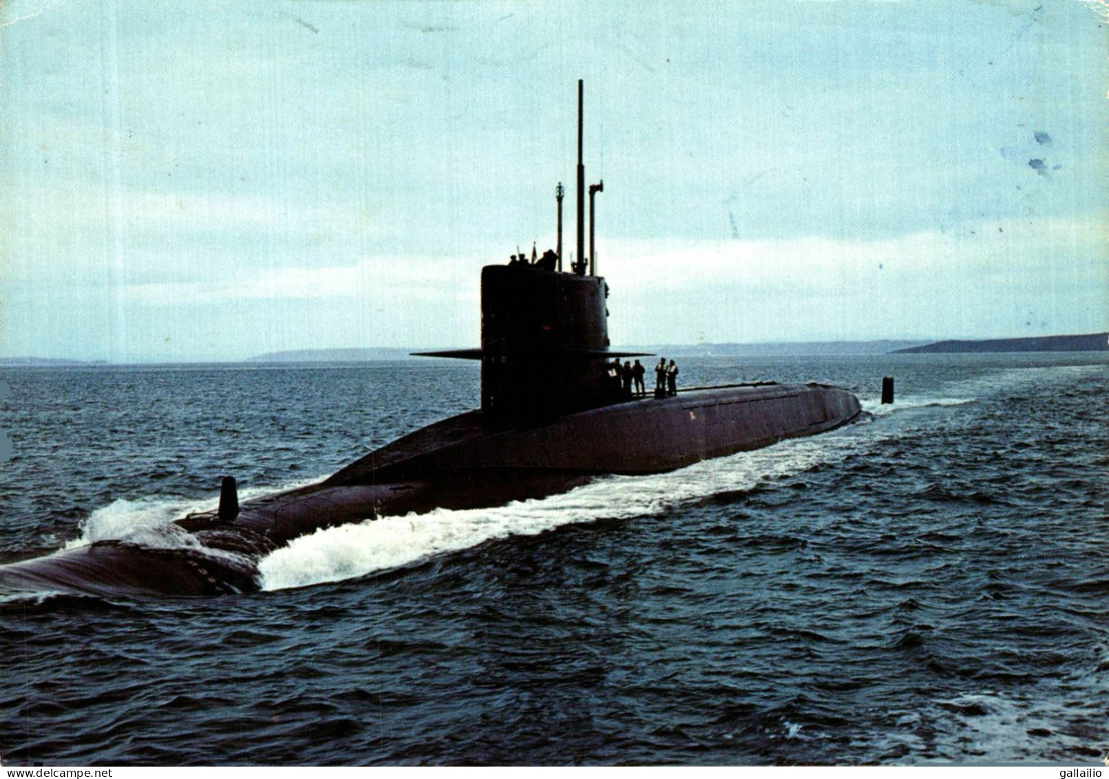 SOUS MARIN NUCLEAIRE LANCEUR D'ENGINS - Submarines