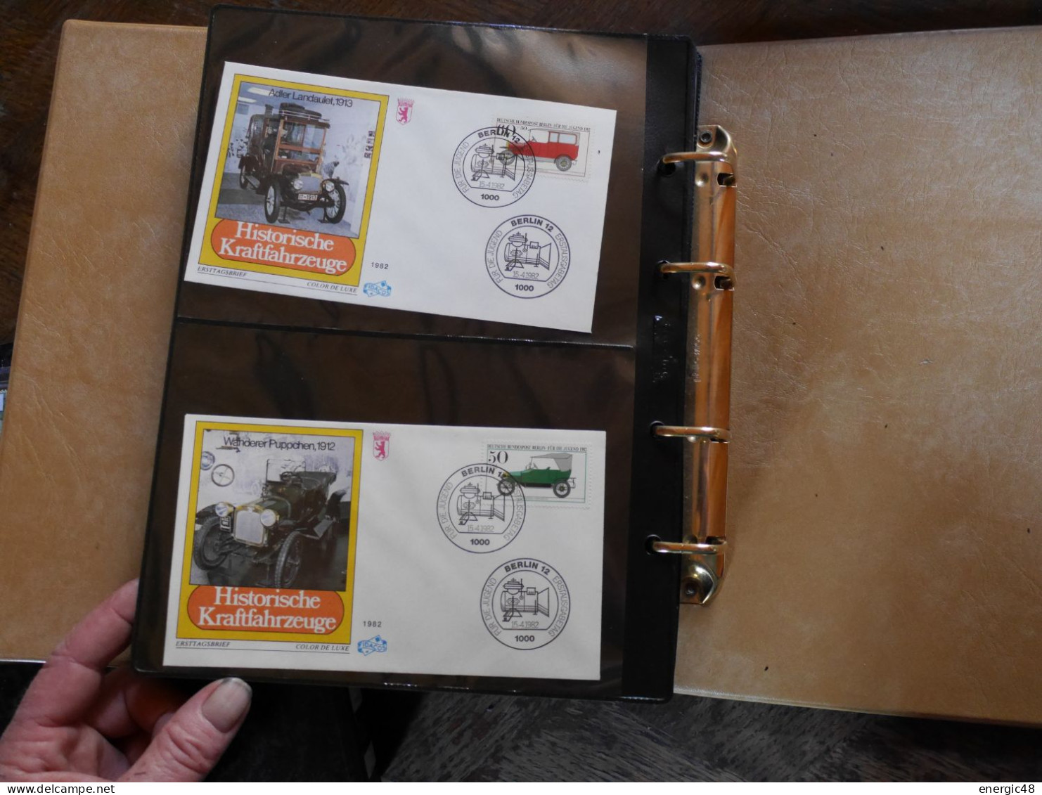 1   classeur  luxe Allemagne ,avec entiers postaux,enveloppes neufs  1ers jours et autres pour cachet , a voir!!