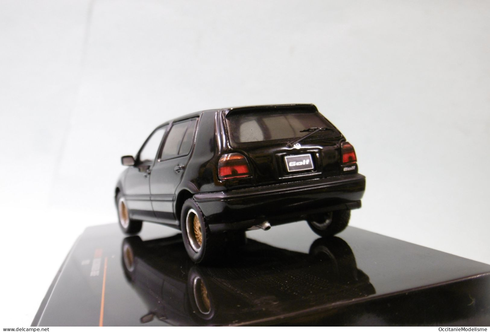 Ixo - VW VOLKSWAGEN GOLF III 1993 Noir Tuning Réf. CLC525N NBO Neuf 1/43 - Ixo