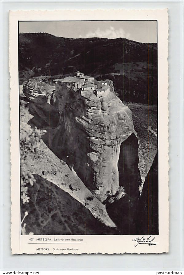 Greece - METEORA - Dusk Over Barlaam - REAL PHOTO - Publ. Unknown 407 - Grecia