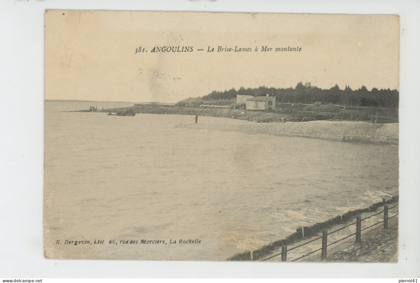 ANGOULINS - Le Brise-Lames à Mer Montante - Angoulins