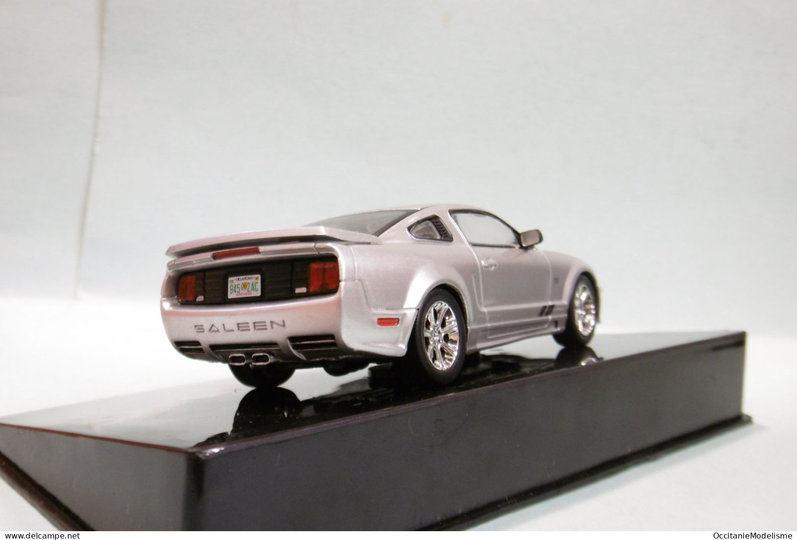 Ixo - FORD MUSTANG SALEEN S281 2005 Gris Métallisé Réf. CLC535N NBO Neuf 1/43 - Ixo