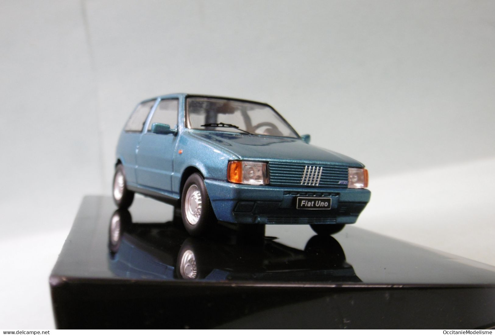 Ixo - FIAT UNO 1983 Bleu Métallisé Réf. CLC524N NBO Neuf 1/43 - Ixo