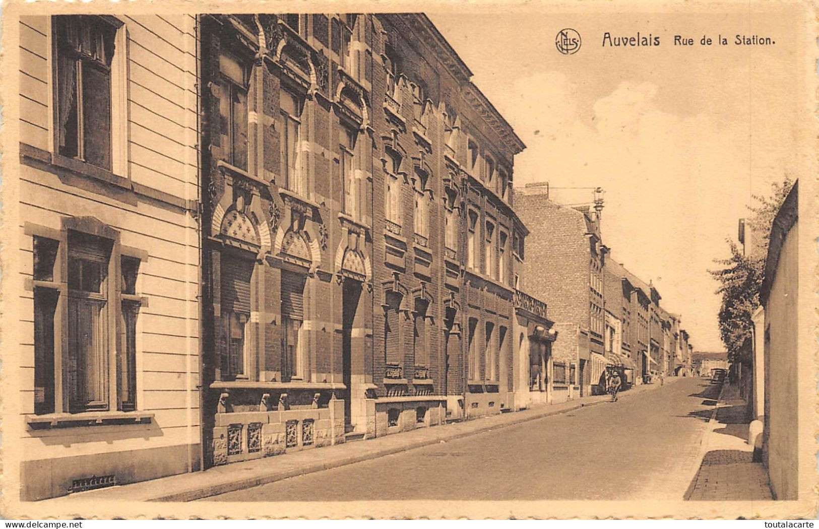 CPA BELGIQUE AUVELAIS RUE DE LA STATION - Sambreville