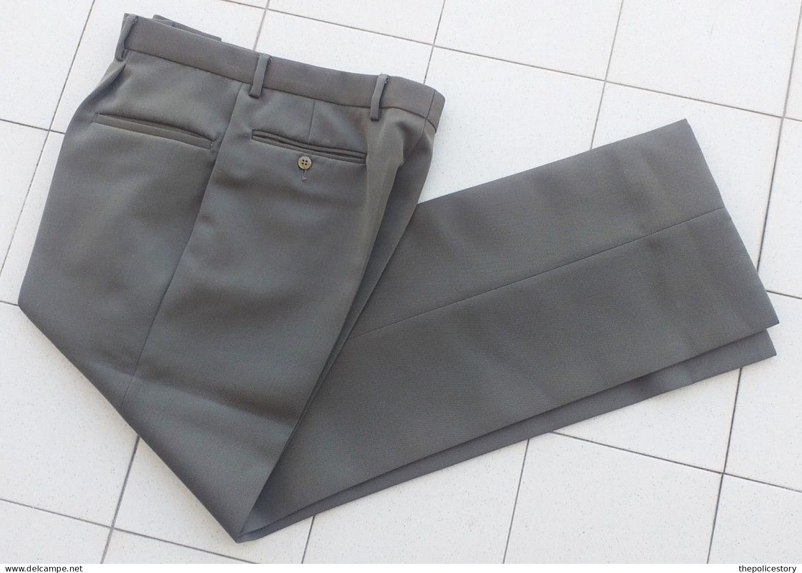 Giacca pantaloni camicia cravatta drop E.I. tg. 52 del 1993  senza fregi ottima