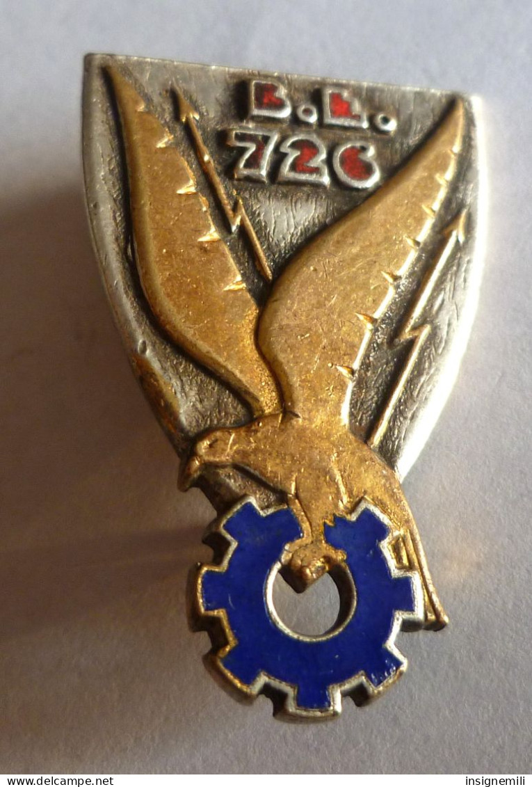 INSIGNE BA 726 NIMES BASE ECOLE - Dos Guilloché - DRAGO PARIS  A 591 - Airforce