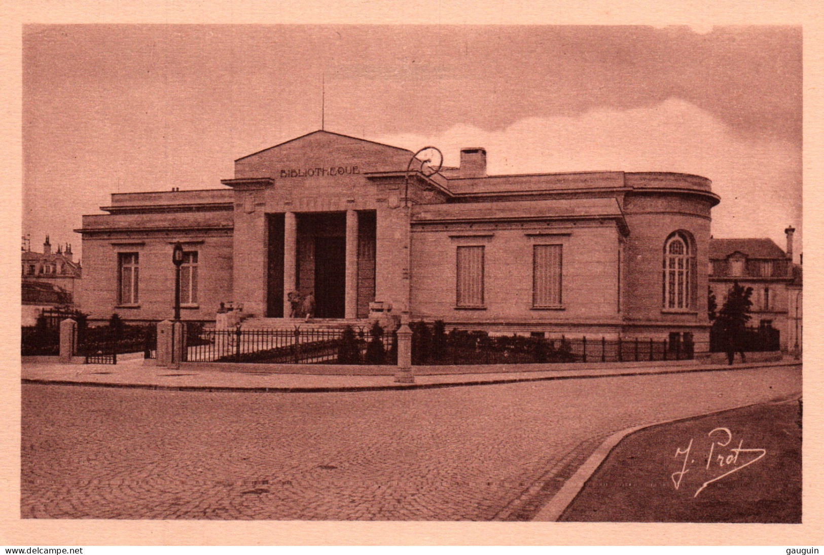 CPA - REIMS - La Bibliothèque - Edition J.Prot - Bibliothèques