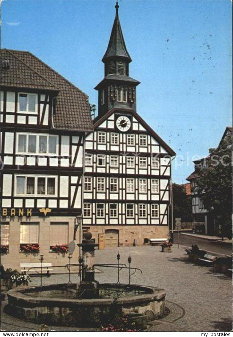 72240257 Allendorf Bad Sooden Rathaus Mit Glockenspiel Marktbrunnen Fachwerkhaus - Bad Soden