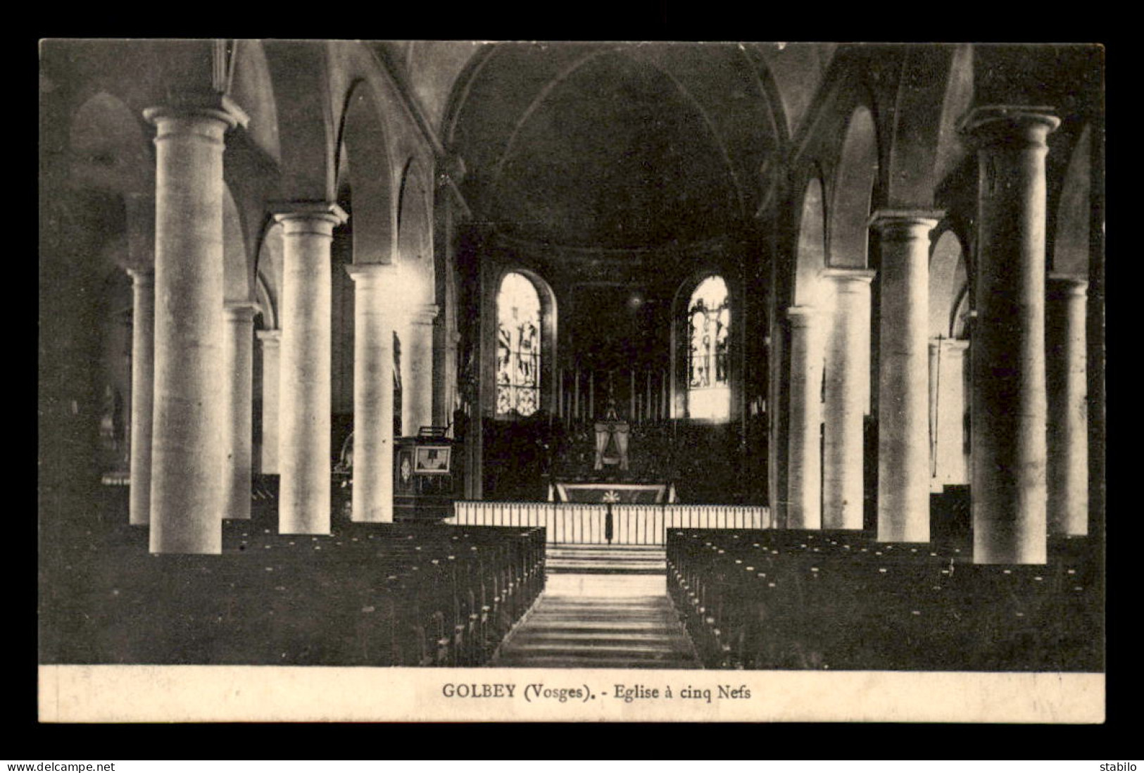 88 - GOLBEY - INTERIEUR DE L'EGLISE - CINQ NEFS - Golbey