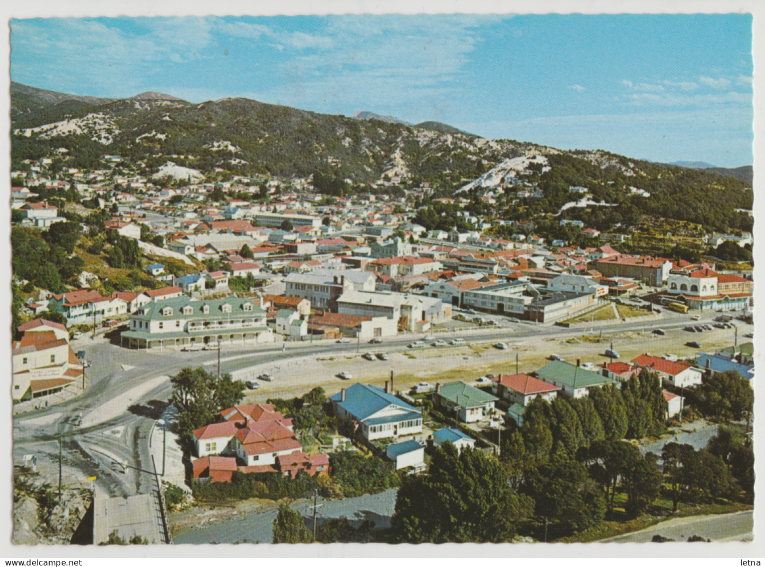 Australia TASMANIA TAS Panoramic View Of QUEENSTOWN Mining Town Douglas DS330 Postcard C1970s - Other & Unclassified