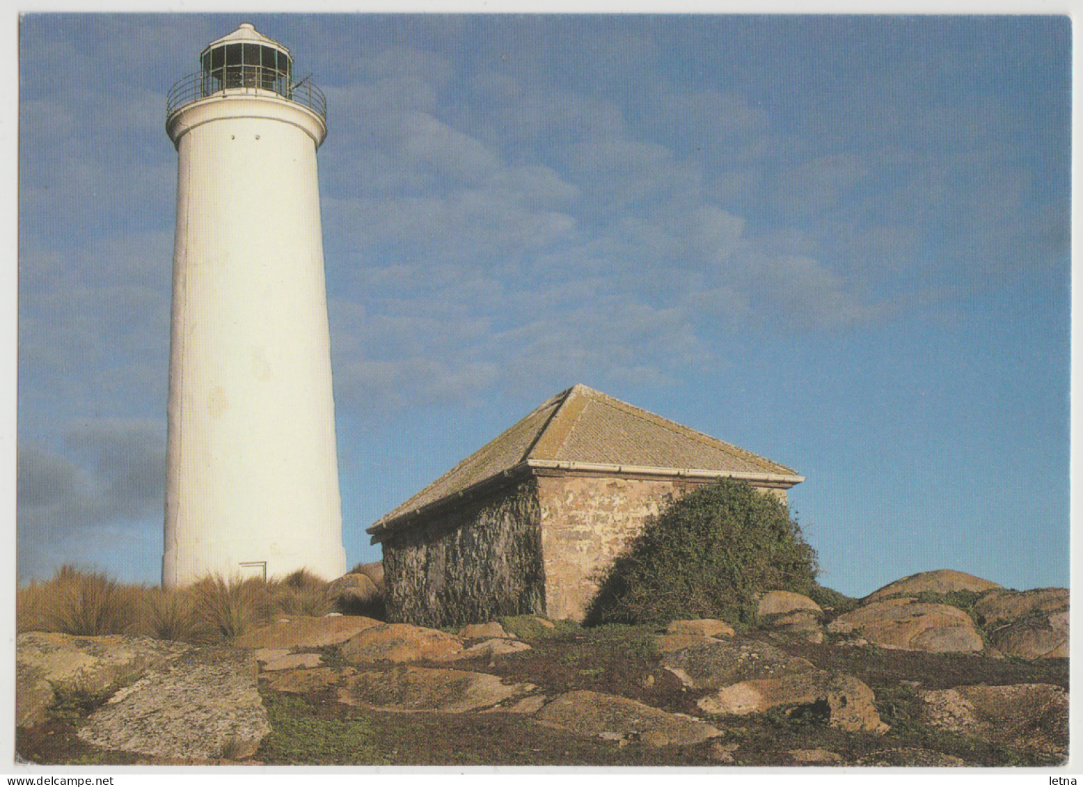 Australia TASMANIA TAS Goose Island Lighthouse FLINDERS ISLAND Wise Postcard C1980s - Autres & Non Classés