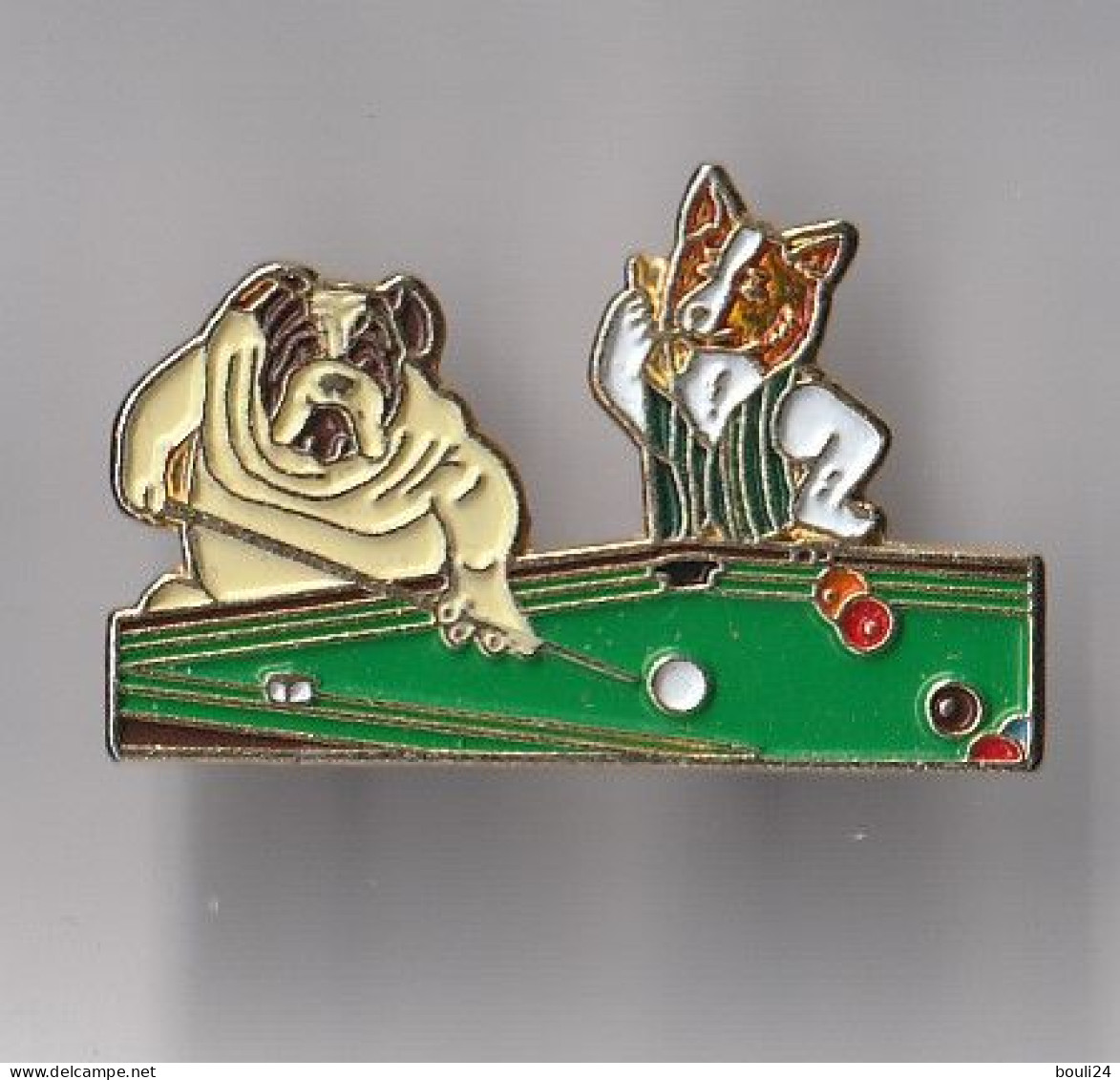 PIN'S THEME SPORT  BILLARD  CHIEN ET CHAT   JOUANT - Biljart