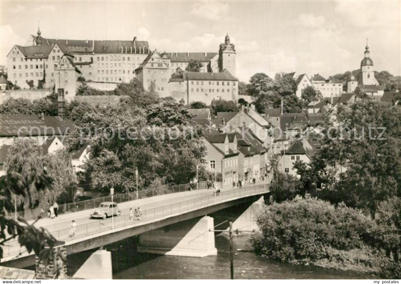 73565458 Colditz Blick Ueber Die Mulde Zum Schloss Colditz - Colditz