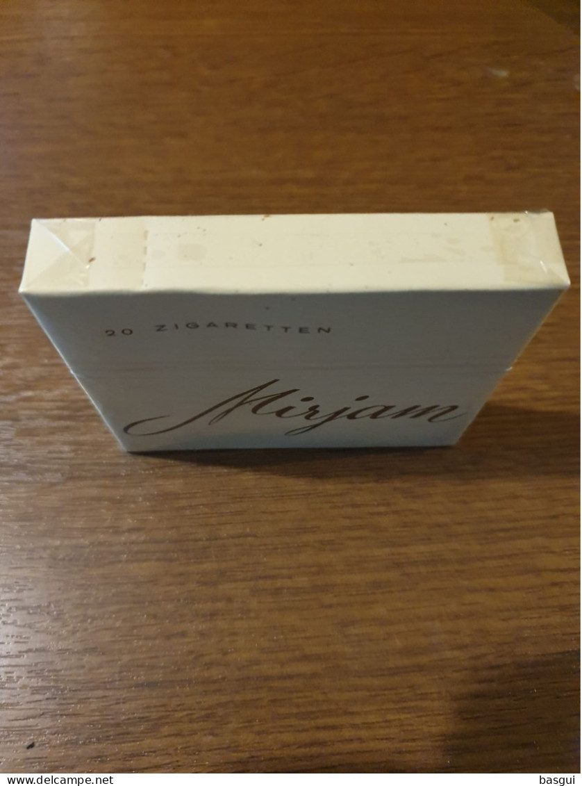 Ancien Paquet De Cigarettes Pour Collection Mirjam Intact - Autres & Non Classés