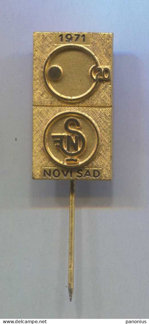 Table Tennis Tischtennis Ping Pong - 1971. Novi Sad  Yugoslavia Championship, Vintage Pin Badge Abzeichen - Tischtennis