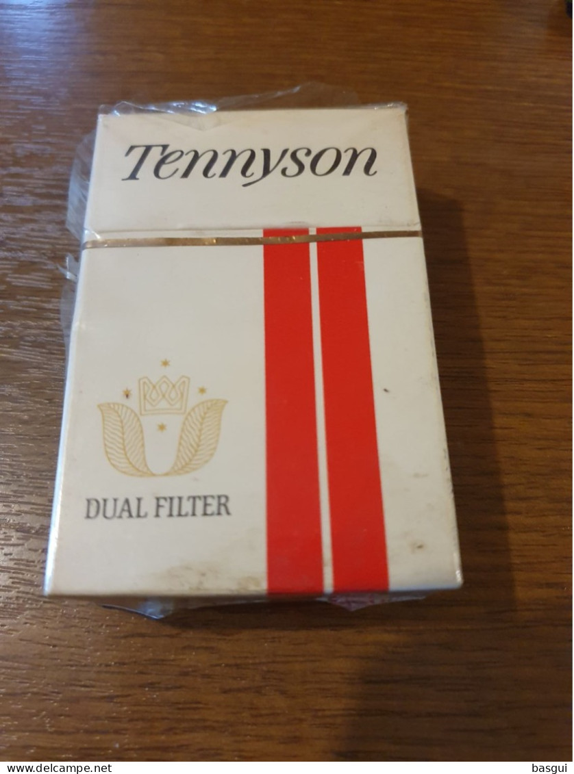 Ancien Paquet De Cigarettes Pour Collection Tennyson Intact - Autres & Non Classés