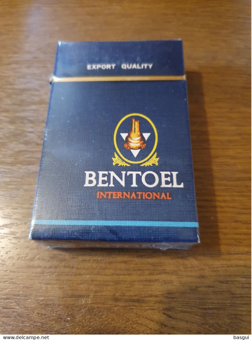 Ancien Paquet De Cigarettes Pour Collection Bentoel International Intact - Autres & Non Classés