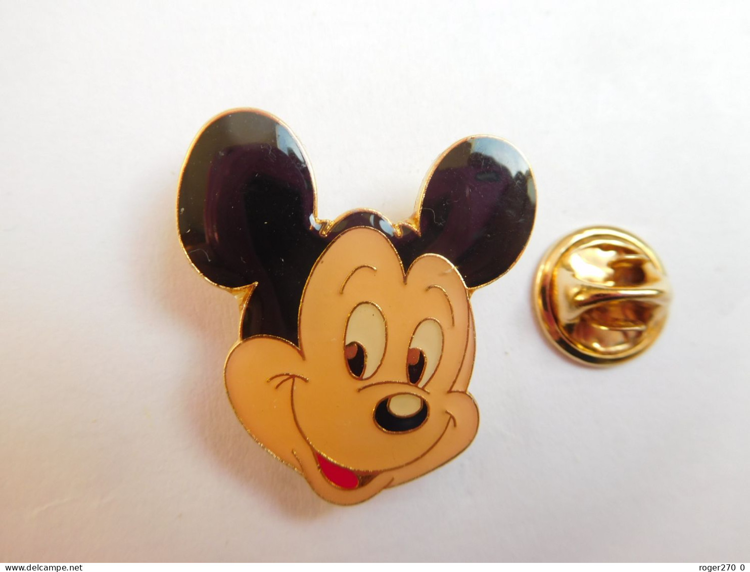 Beau Pin's , Disney , Mickey , Signé Arthus Bertrand - Disney