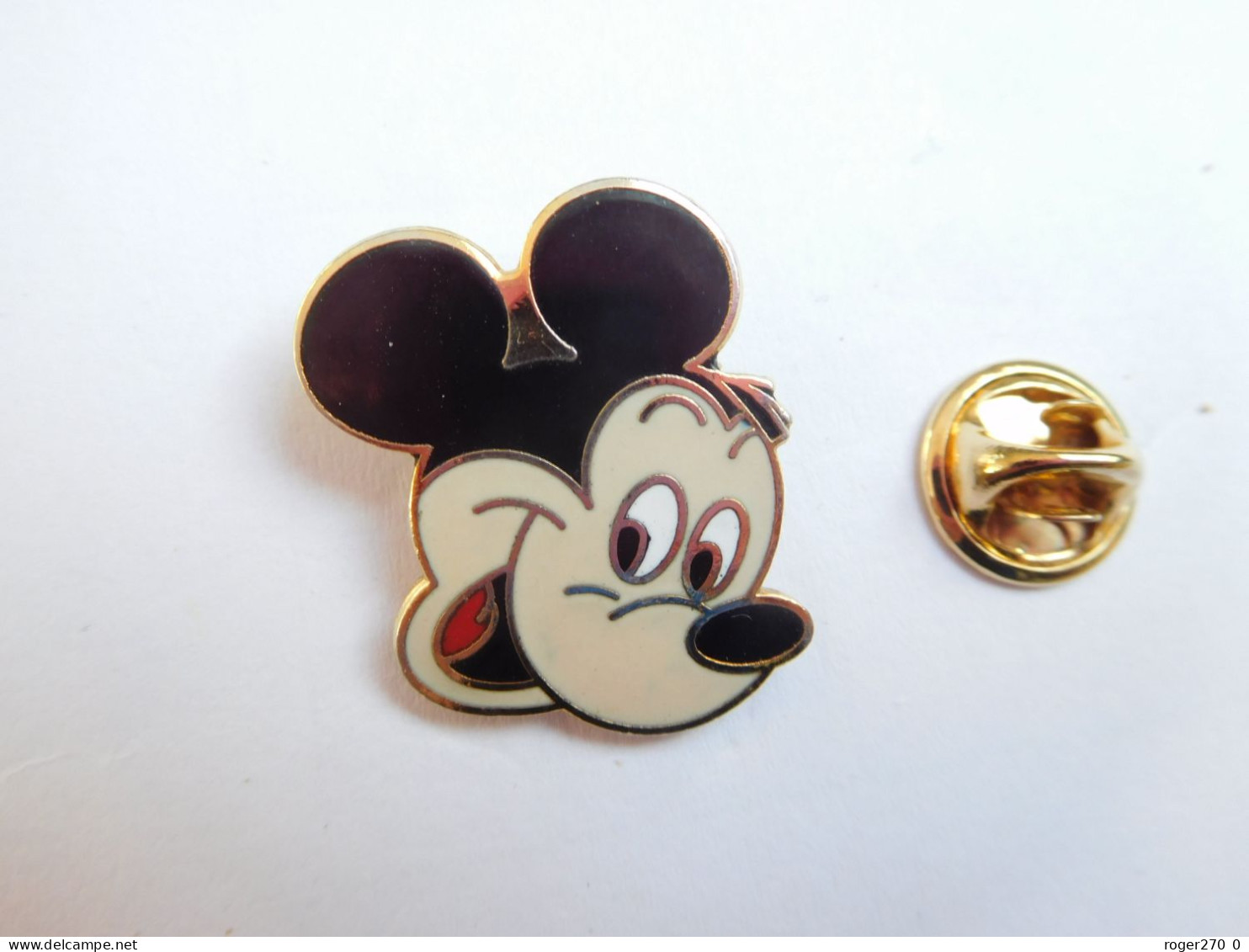 Superbe Pin's En EGF , Disney , Mickey , Doré , Non Signé - Disney