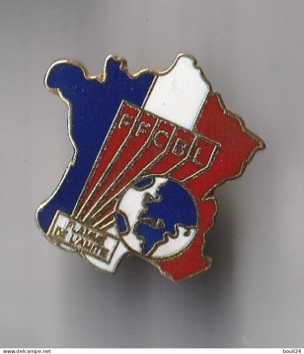 PIN'S  THEME ASSOCIATION F.F.C.B.L. FLAMME DE L AMITIE - Associations