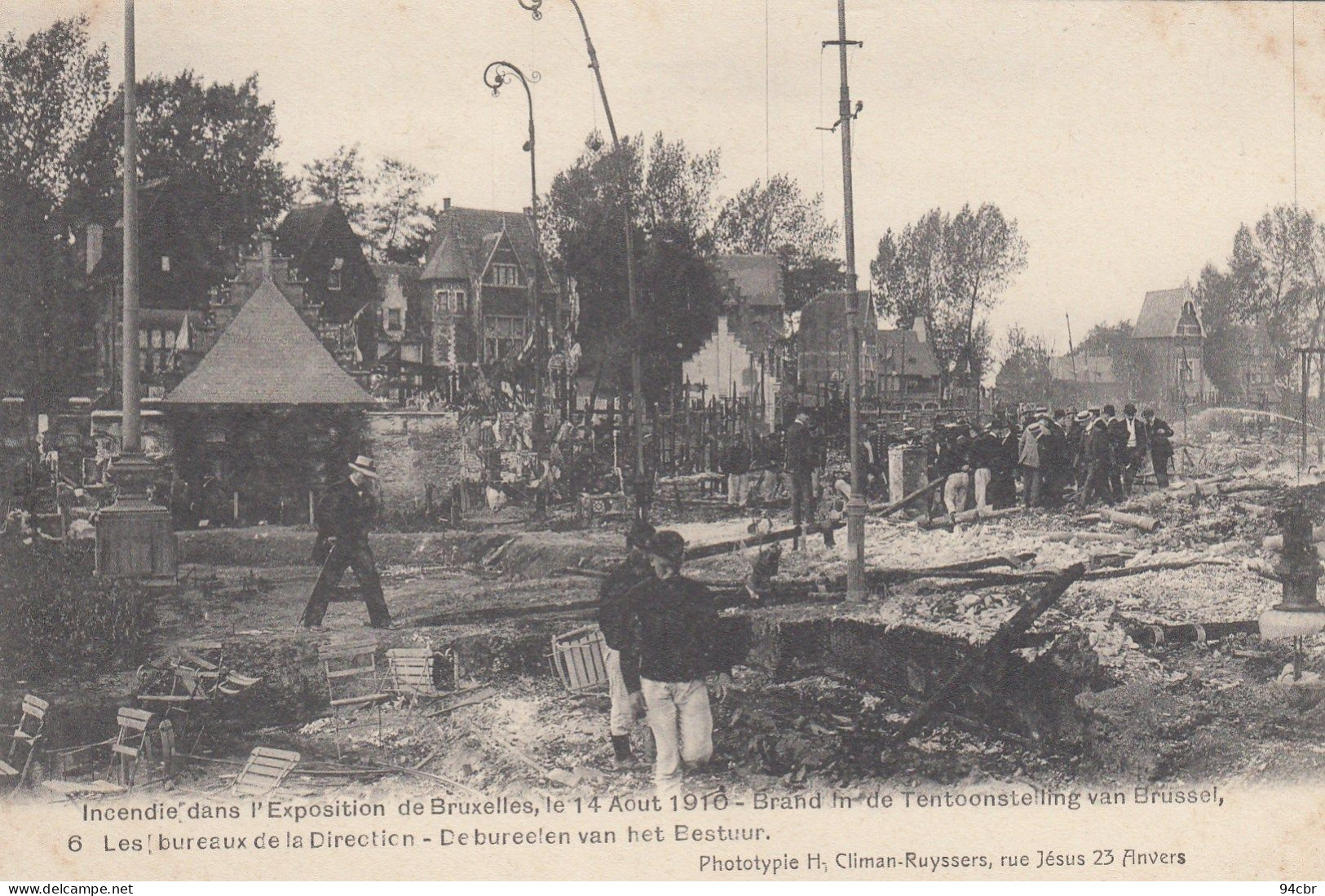 CPA ( Catastrophe)  Incendie Dans L Expo De Bruxelles 1910 Les Bureaux De Direction (b.bur Theme) - Disasters