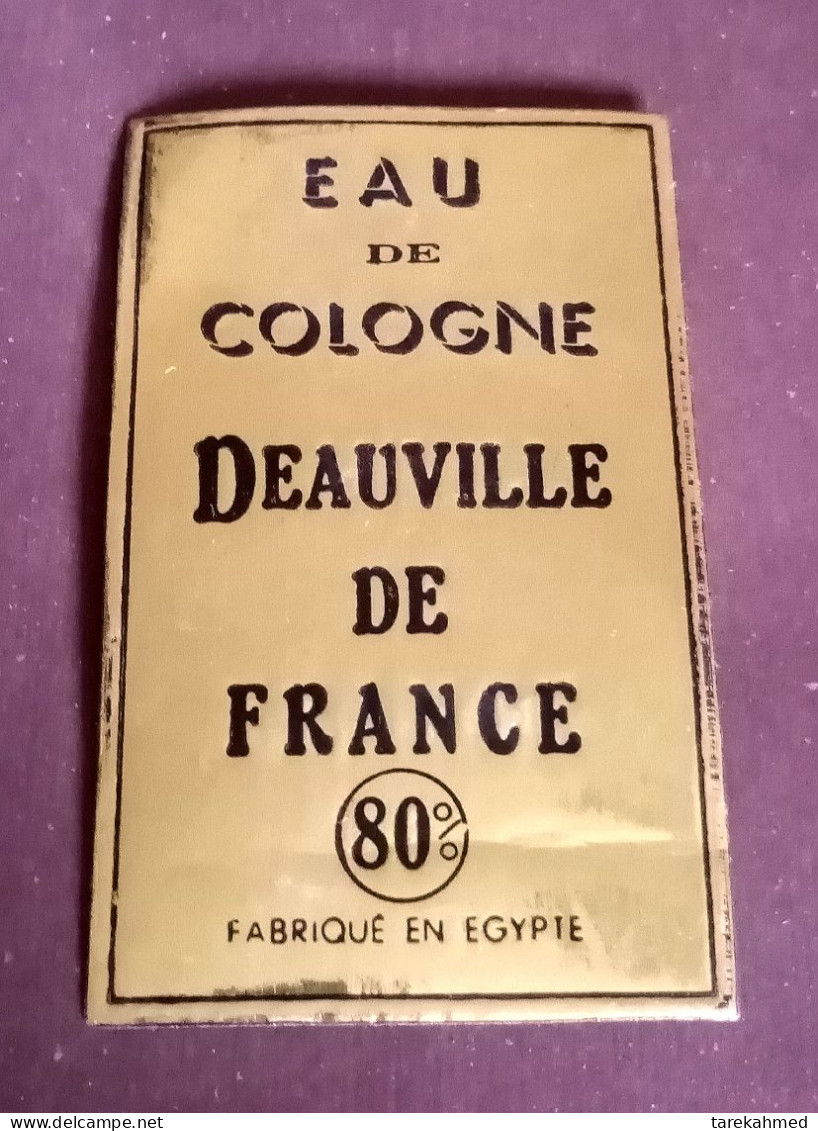 Egypt Kingdom , Rare Vintage Label Of Deauville  De France Cologne, Egypt Agency , Lablfil - Etiketten