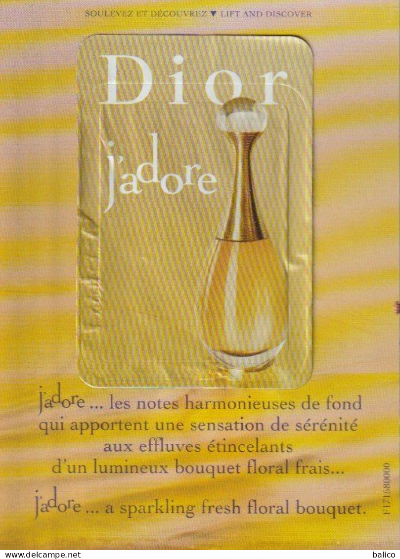 Carte Parfumée Avec Le Testeur Au Dos - J'adore De Dior - Modern (ab 1961)