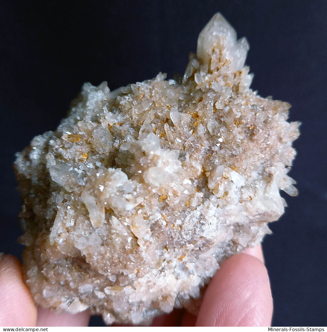 #L43 - Schöne QUARZ Kristall-Mittelgeode (Val D'Aosta, Italien) - Mineralen