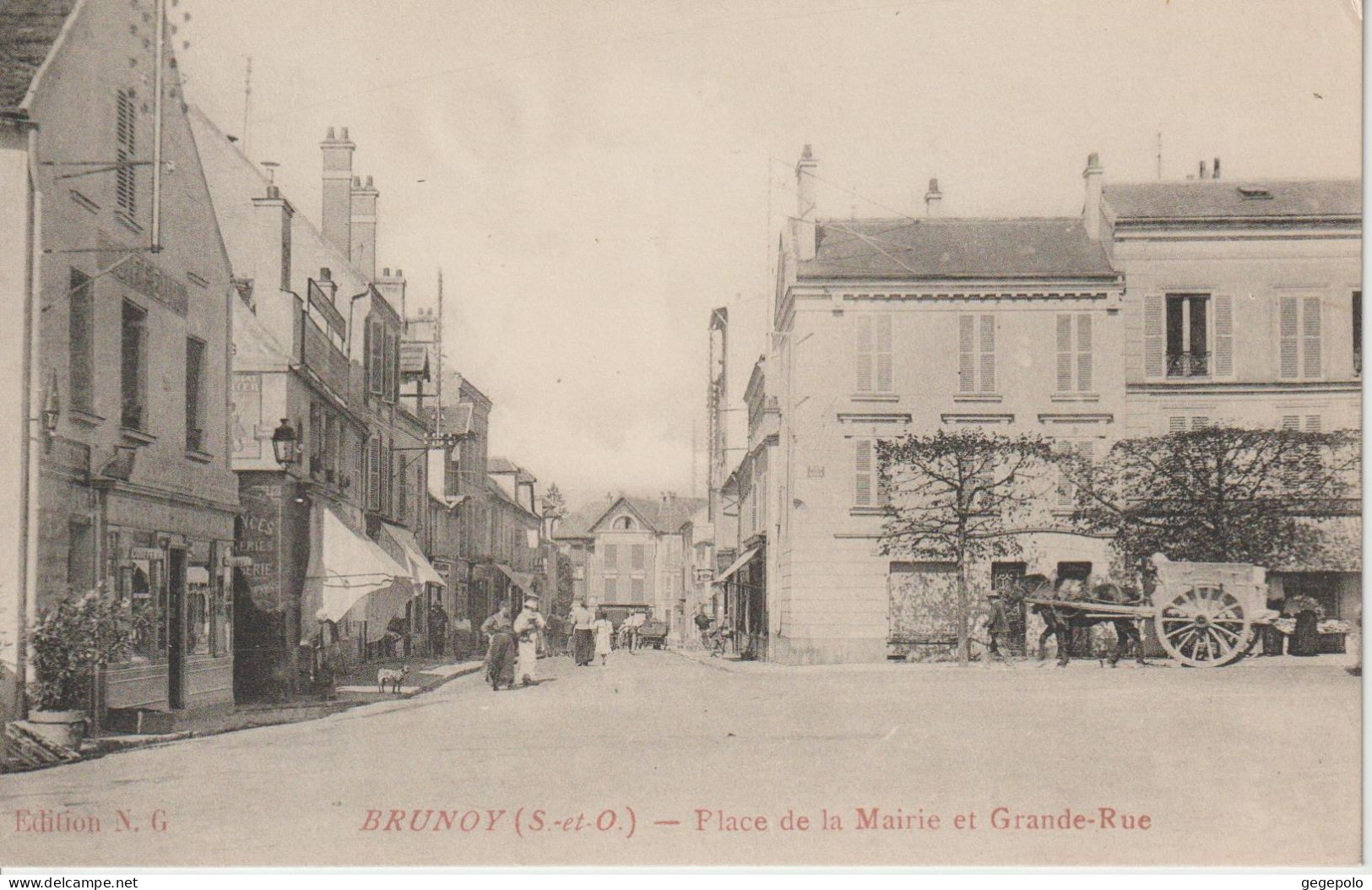 BRUNOY - Place De La Mairie Et Grande-Rue - Brunoy