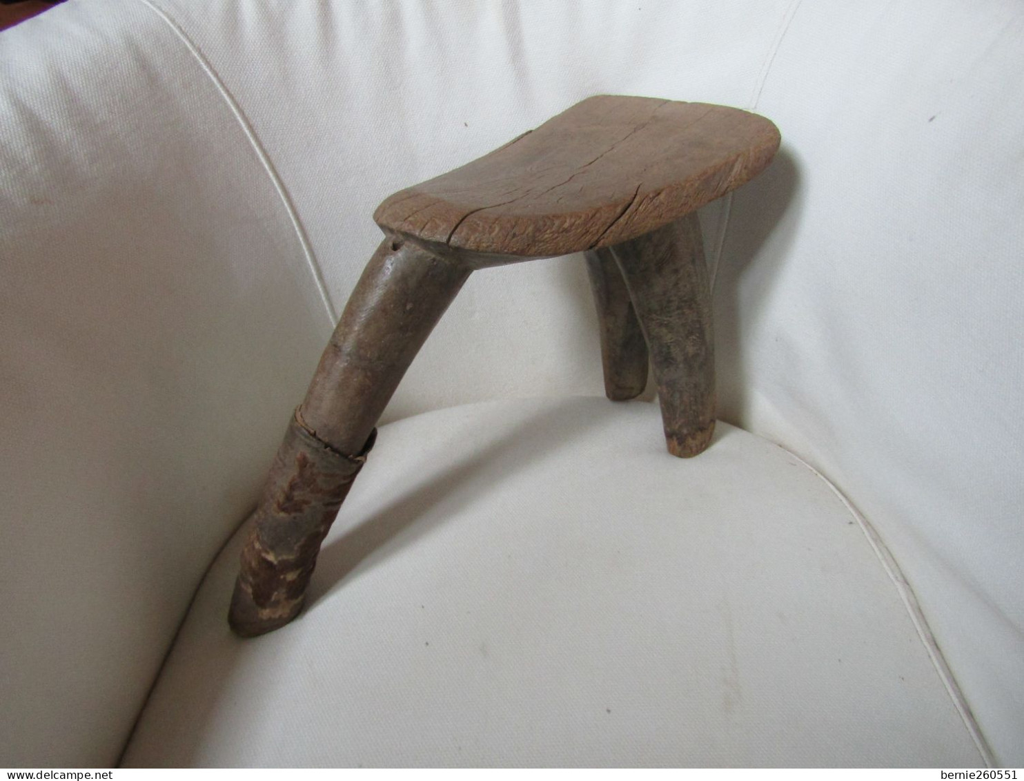 Sublime Tabouret Lobi Tripode - Bois - Burkina Faso - Afrikanische Kunst