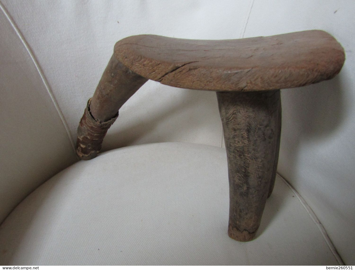 Sublime Tabouret Lobi Tripode - Bois - Burkina Faso - Arte Africano