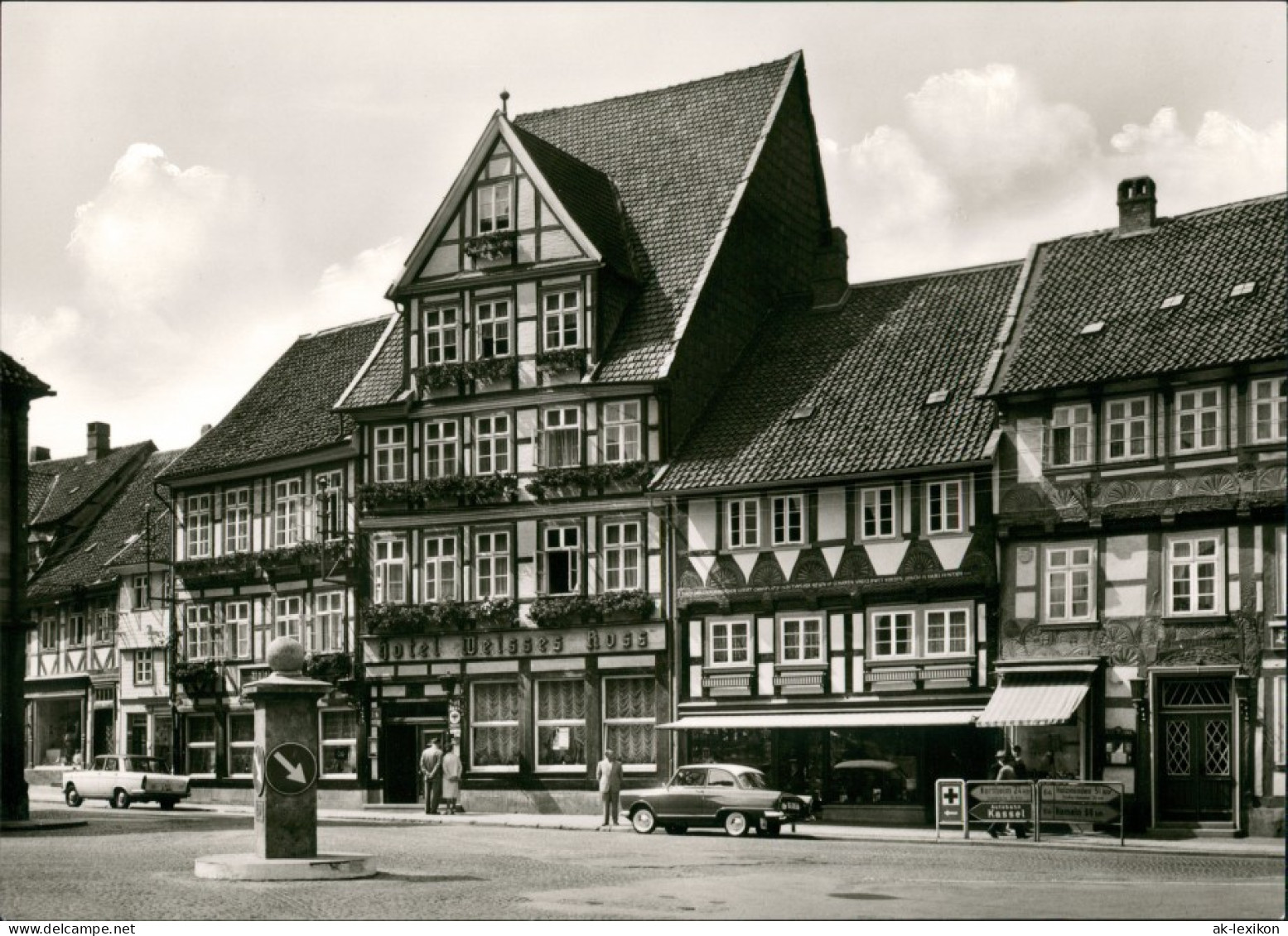 Bad Gandersheim Marktplatz, Hotel Weisses Ross, Auto Autos, Fachwerk-Häuser 1960 - Bad Gandersheim