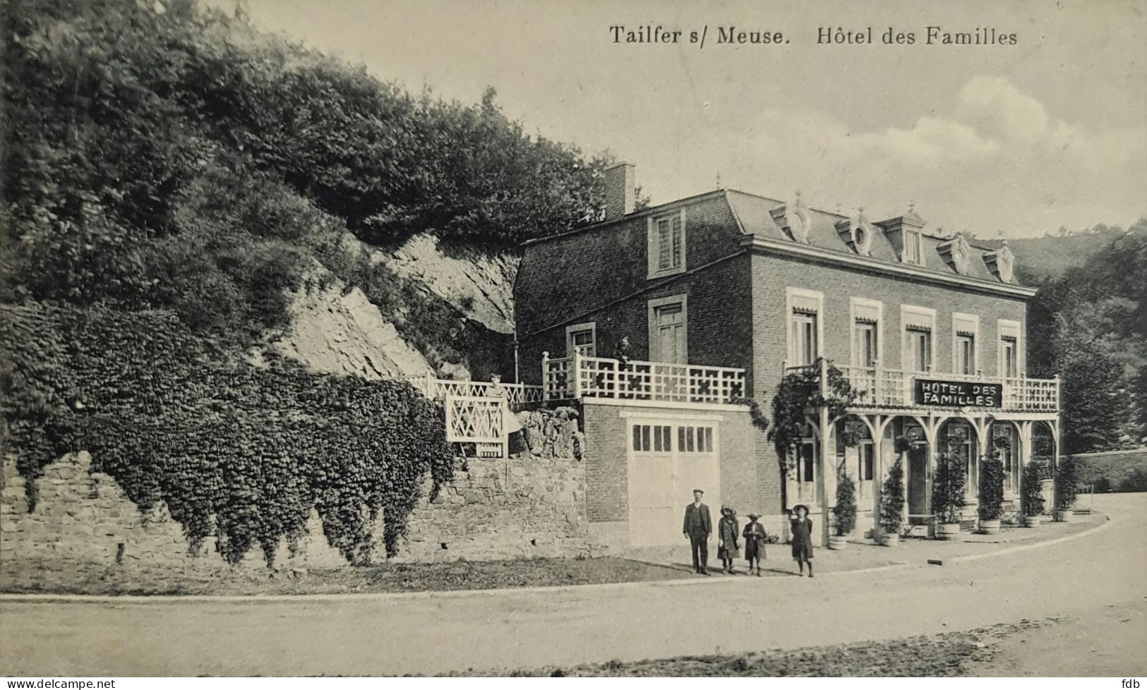 Tailfer Sur Meuse - Lustin - Hôtel Des Familles - Animation - Profondeville