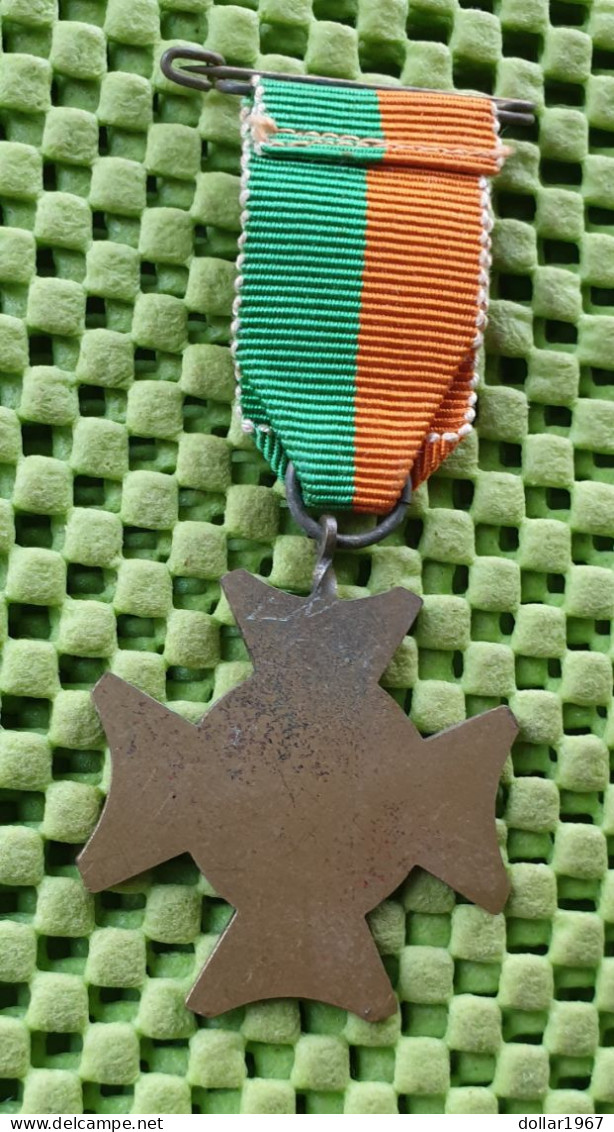 Medaille  : Int. Nat. Okt Mars , S.O.S Haelen 1963.- Limburg -  Original Foto  !!  Medallion  Dutch - Other & Unclassified