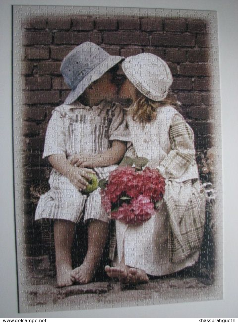 PUZZLE CASTORLAND (1000 P) - FIRST KISS - Puzzles