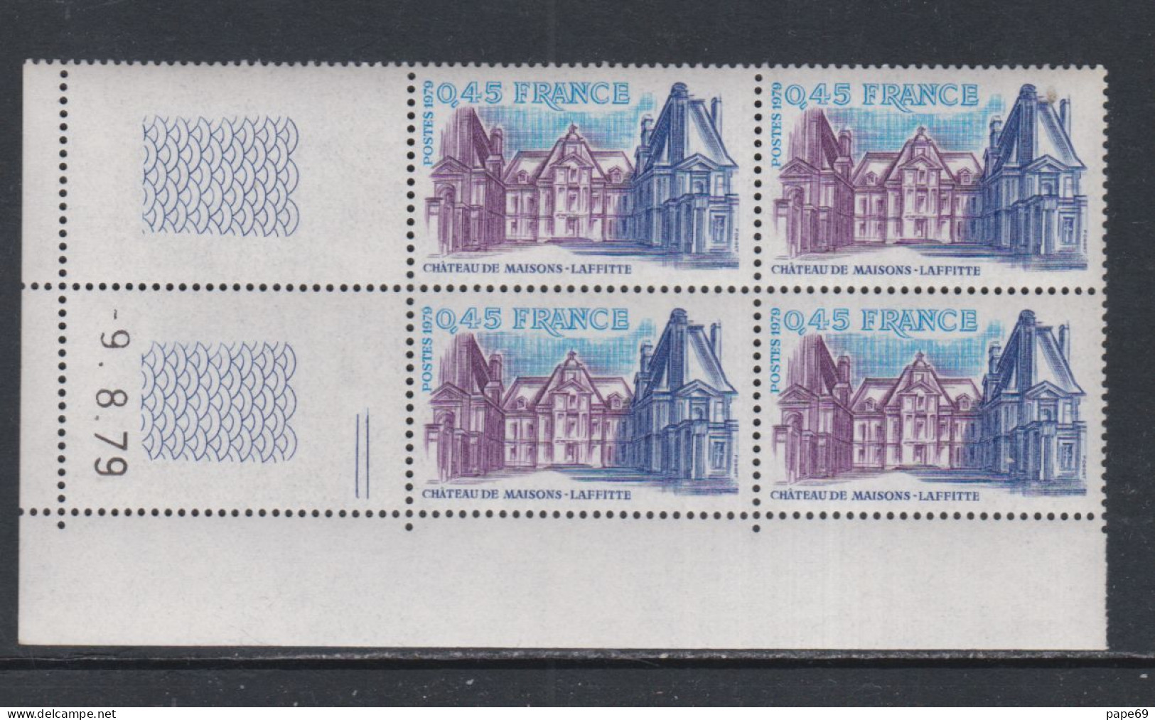 France N° 2064 XX Maisons-Laffitte En Bloc De 4 Coin Daté Du 9 . 8 . 79, 2 Traits, Sans Charnière, TB - 1970-1979