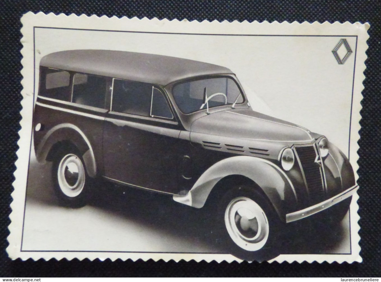 LA JUVAQUATRE RENAULT - MODELE FOURGONNETTE 1950 - Toerisme