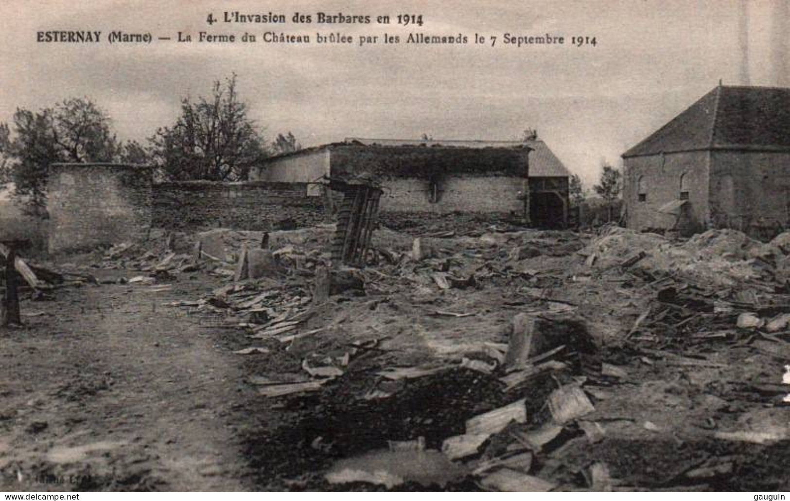 CPA - Guerre 14/18 - Bataille De La Marne - ESTERNAY - Ferme Du Château Brûlée Par Les Allemands … - Esternay