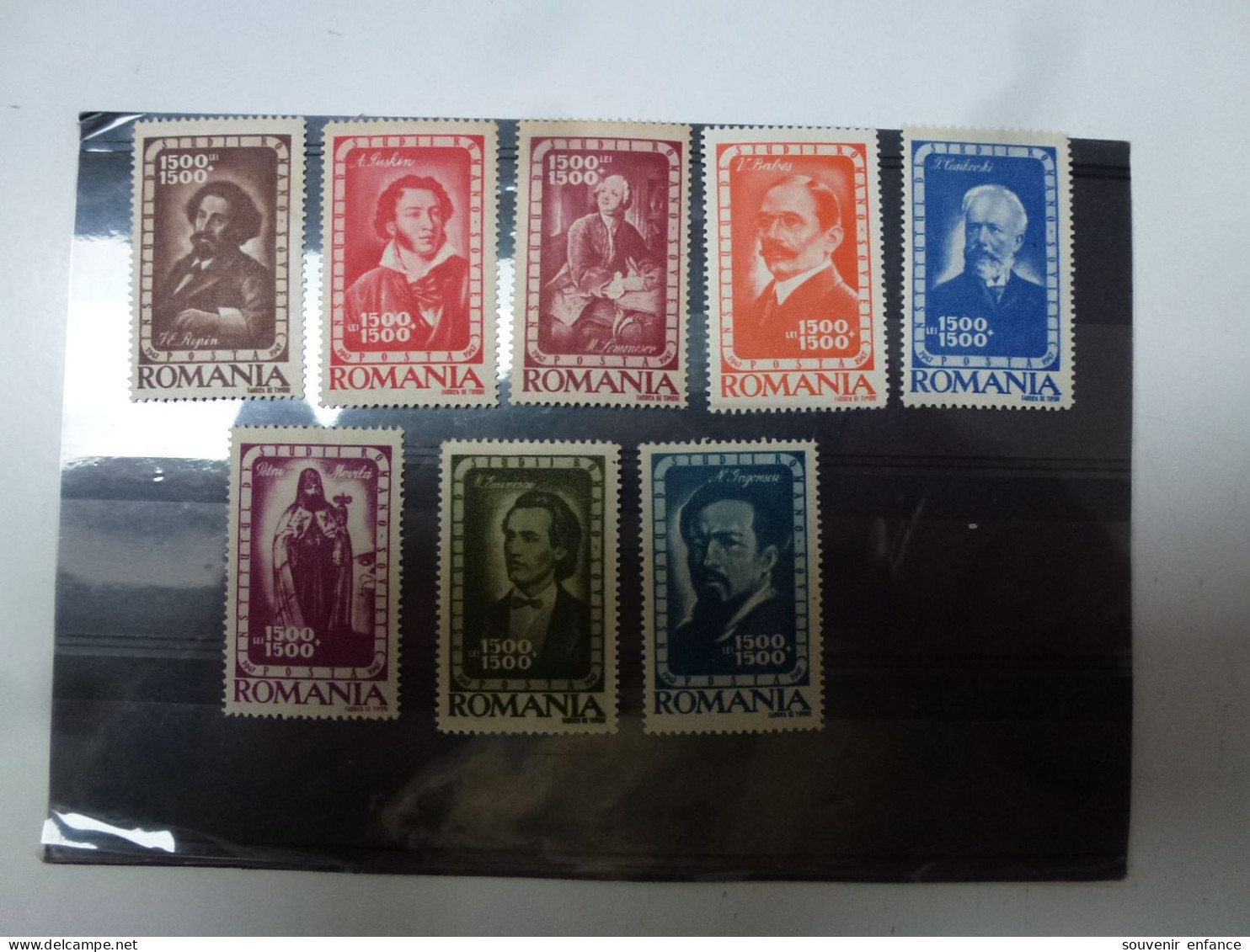 1947 Série N° 1048 à 1055 Neuf ** Sans Charnière Roumanie Romania Figures Urss - Nuevos