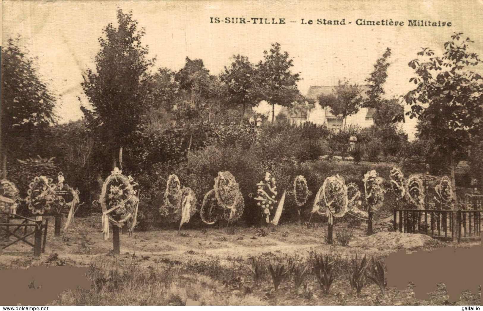 IS SUR TILLE LE STAND CIMETIERE MILITAIRE - Soldatenfriedhöfen