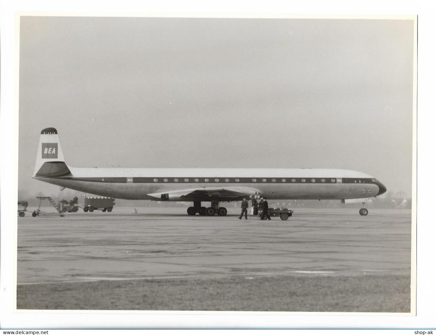 MM0409/ Flugzeug BEA  Foto 24 X 18 Cm 70er Jahre - Altri & Non Classificati