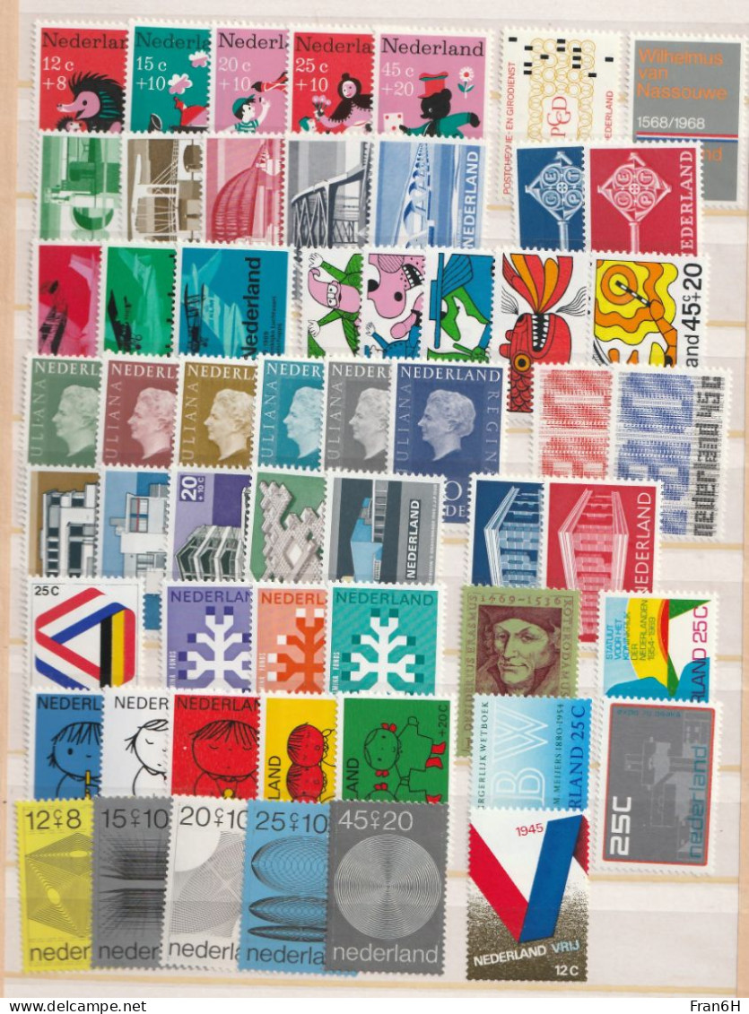 323 Timbres Neufs ** - MNH - Collections