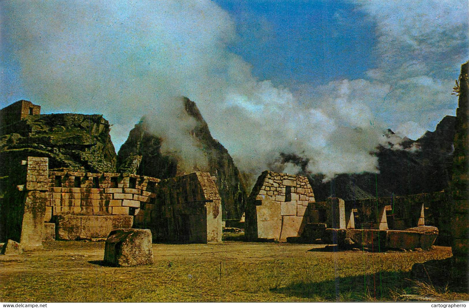 Peru Machu Picchu Sacred Plaza & Temple Of The Three Windows - Perú