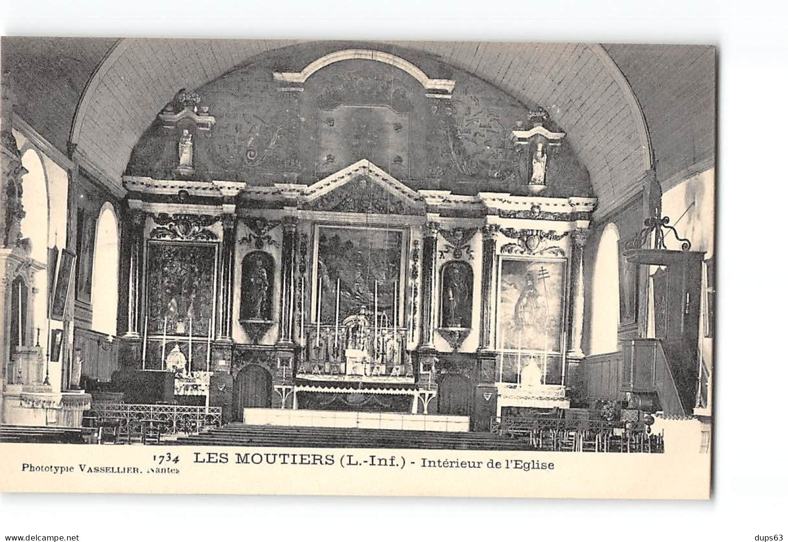 LES MOUTIERS - Intérieur De L'Eglise - Très Bon état - Les Moutiers-en-Retz