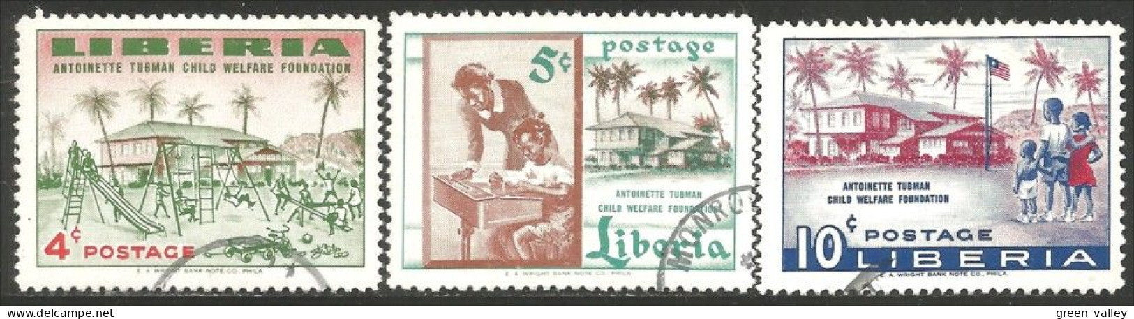 572 Liberia Antoinette Tubman Child Welfare Foundation Fondation Enfants Medecine (LBA-133) - Médecine
